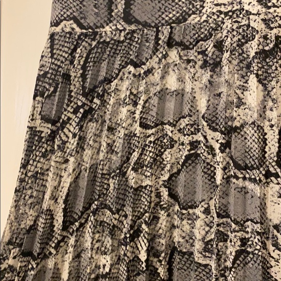 Super fun snakeskin dress from Bohme, never worn! - Picture 3 of 3